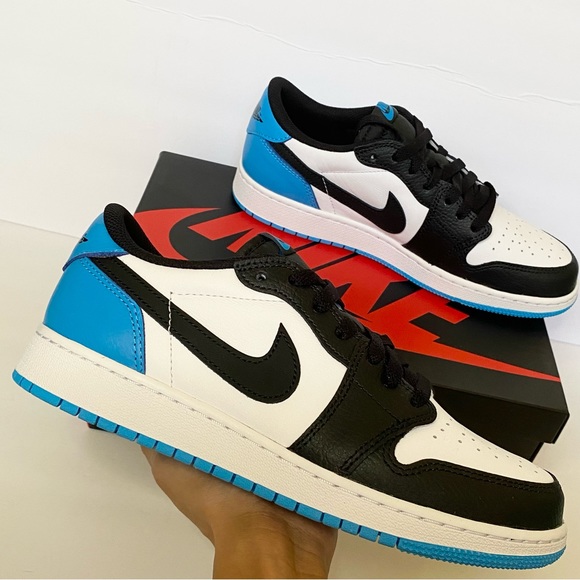 NEW Air Jordan 1 Retro Low OG GS UNC - Picture 2 of 8